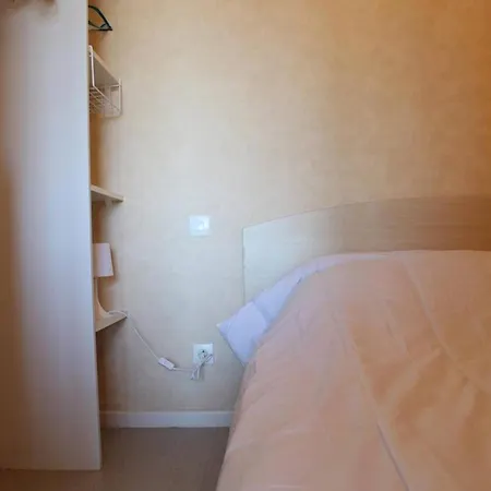 Ideal, Proche Plage, Parking Prive, Securisee - Fr-1-246-654 Apartment *